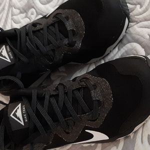 Nuke Juniper Trail shoes